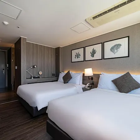 Kent Hotel Gwangalli By Kensington Busan Exterior photo
